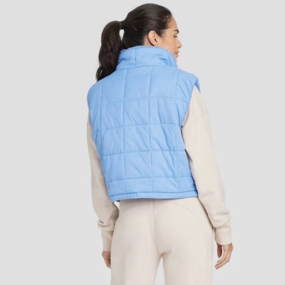 NWT Joy Lab size XL Women's Blue Quilted Vest with Sherpa - Picture 2 of 7